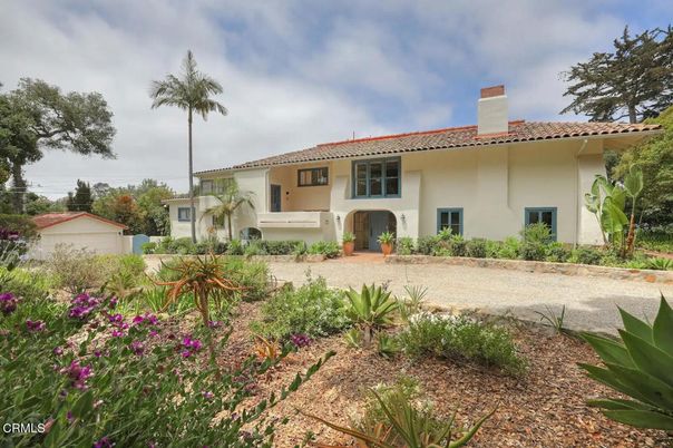 Backyard, Exterior, Facade, Spanish Mediterranean