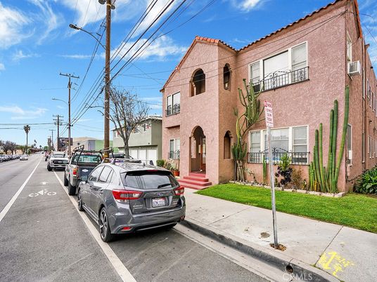 Exterior, Facade, Brick Facade, Spanish Mediterranean