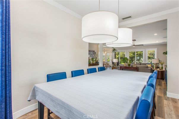 Dining room, Interior, Living room, Pendant Lights, Recessed Lighting, Wood Texture Flooring