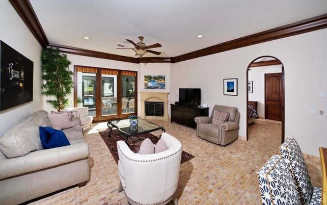 Fireplace, Interior, Living room, Recessed Lighting