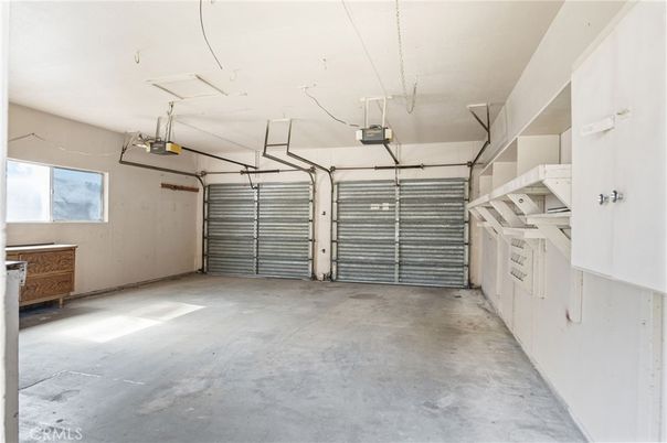 Garage, Interior, Washer