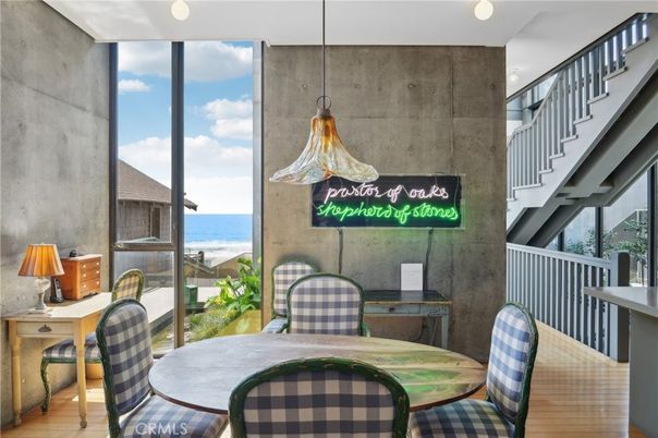 Dining room, Interior, Pendant Lights, Water