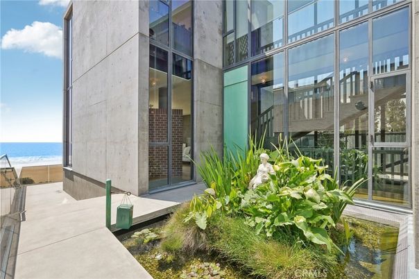 Exterior, Water
