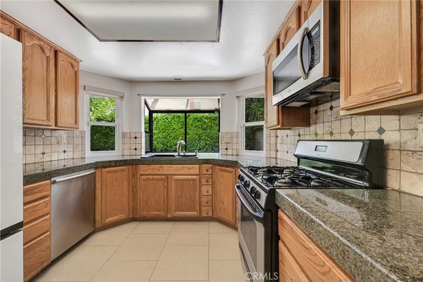 Interior, Kitchen, Stainless Steel Appliances