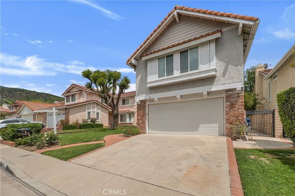Attached, Exterior, Facade, Brick Facade, Mediterranean