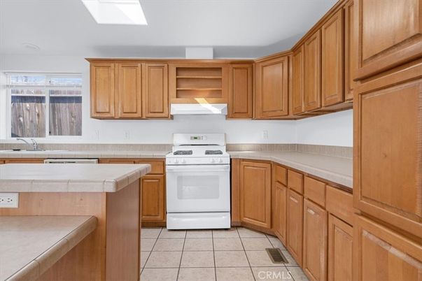 Interior, Kitchen, Tile Countertops