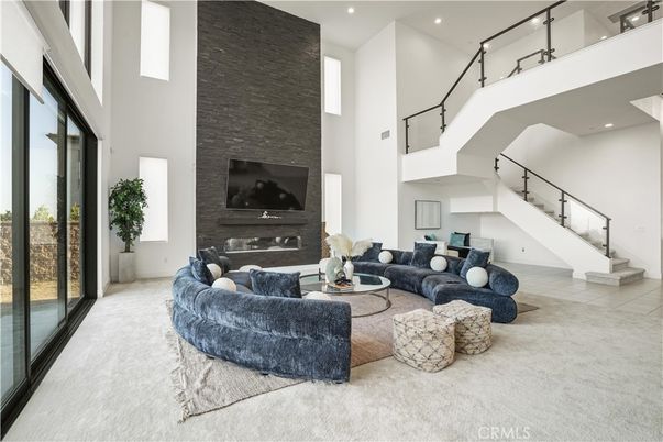 Fireplace, Interior, Living room, Recessed Lighting