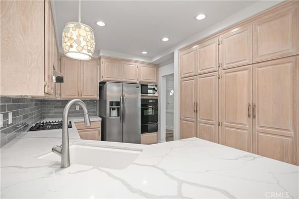 Interior, Kitchen, Pendant Lights, Recessed Lighting, Stainless Steel Appliances