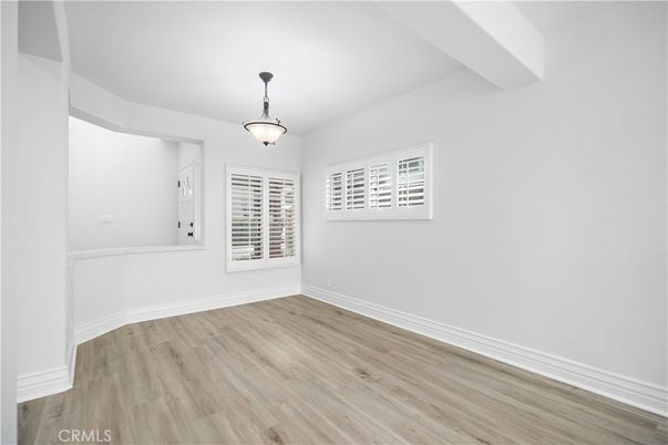 Empty room, Interior, Pendant Lights, Wood Texture Flooring