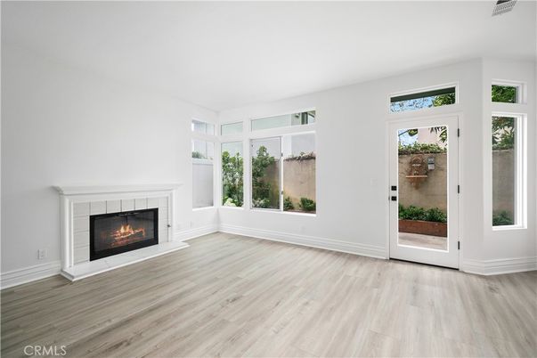 Empty room, Fireplace, Interior, Wood Texture Flooring