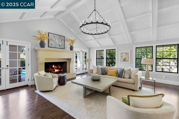 Chandelier, Fireplace, Interior, Living room, Pendant Lights, Wood Texture Flooring