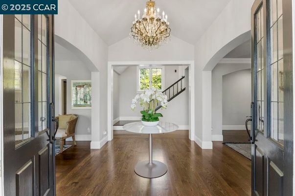 Chandelier, Interior, Wood Texture Flooring