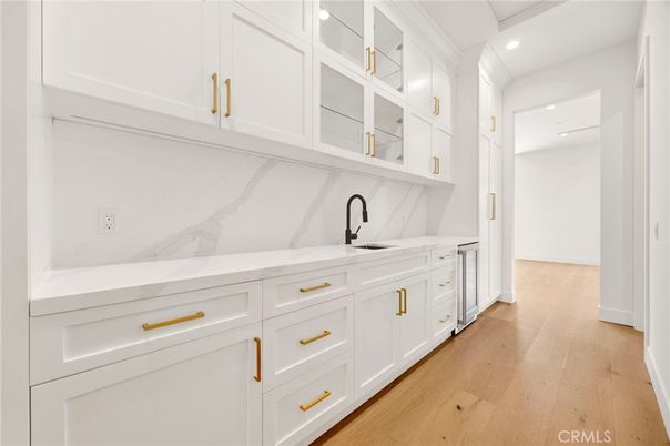 Interior, Kitchen, Marble Walls, Recessed Lighting, Wood Texture Flooring