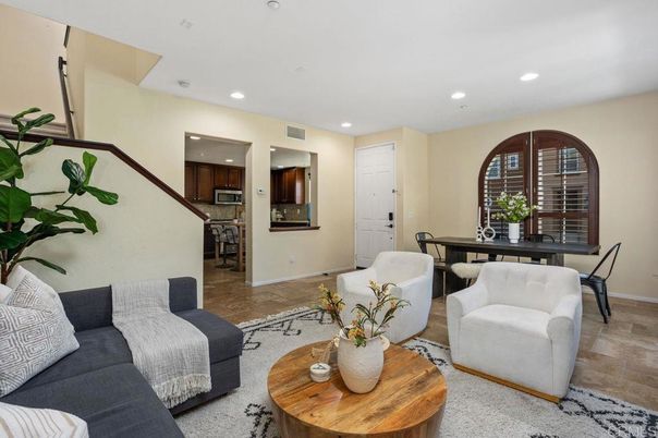 Dining room, Interior, Kitchen, Living room, Recessed Lighting