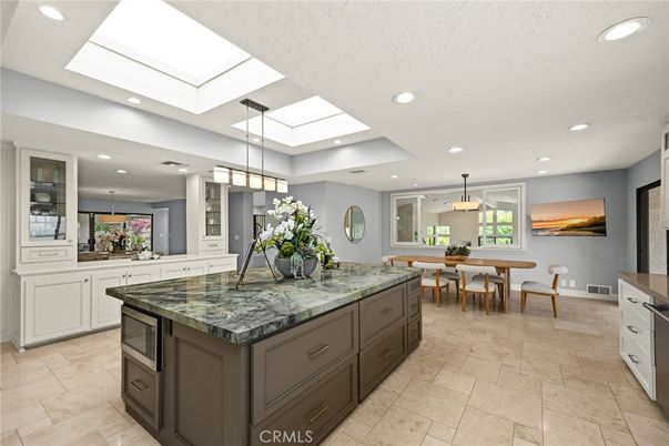 Dining room, Interior, Kitchen, Pendant Lights, Recessed Lighting