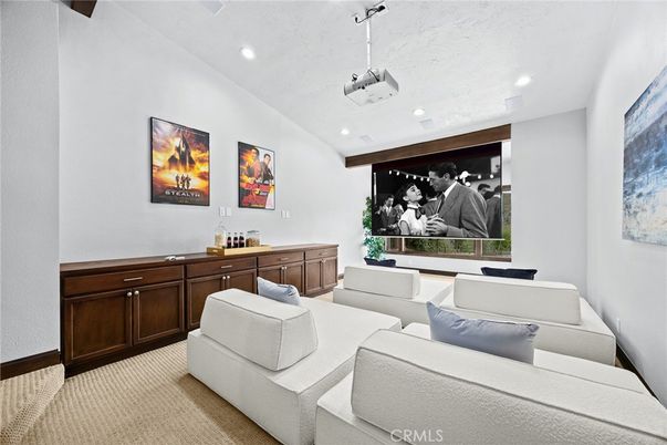 Interior, Projection Screen, Recessed Lighting, Theatre Room