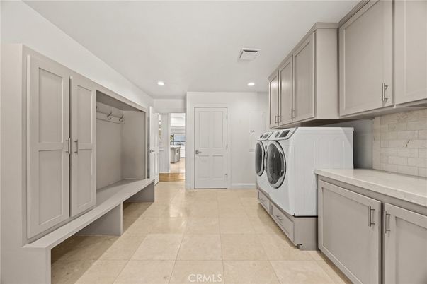 Interior, Recessed Lighting, Washer