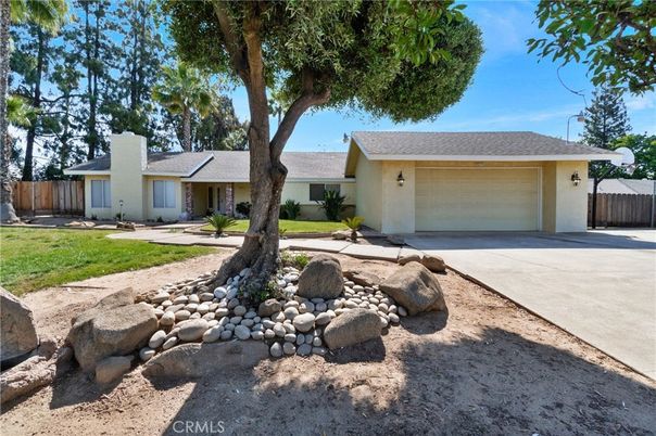 Attached, Backyard, Exterior, Facade, Ranch