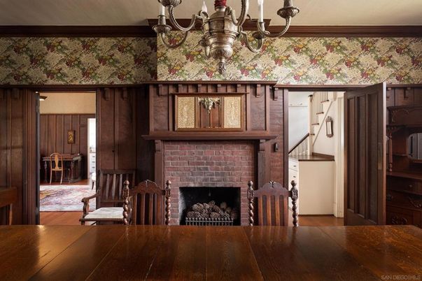 Chandelier, Dining room, Fireplace, Interior, Wood Texture Flooring, Wooden Walls