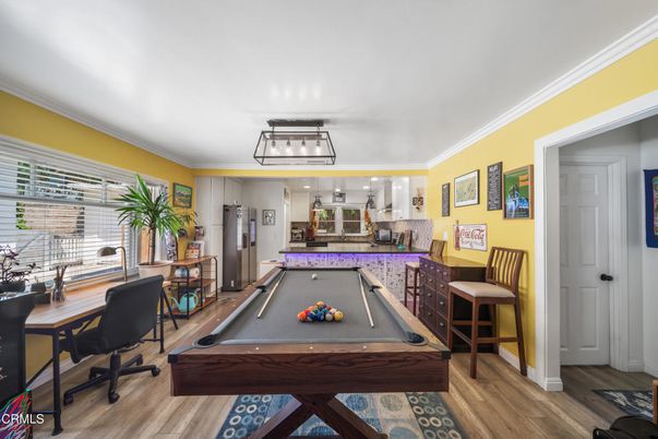 Billiard Table, Game Room, Interior, Wood Texture Flooring