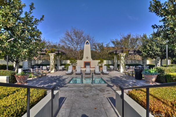 Exterior, Fireplace, Pool