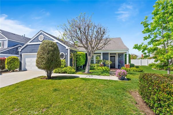 Attached, Backyard, Exterior, Facade, Cape Cod