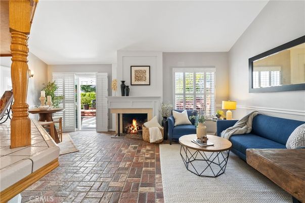 Fireplace, Interior, Living room
