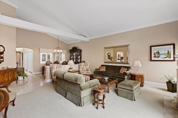 Chandelier, Dining room, Interior, Living room