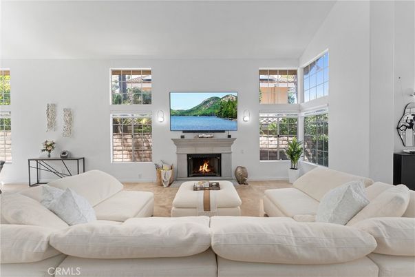Fireplace, Interior, Living room