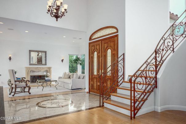 Chandelier, Fireplace, Interior, Living room, Marble, Recessed Lighting, Wood Texture Flooring