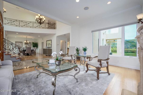Chandelier, Dining room, Interior, Living room, Recessed Lighting, Wood Texture Flooring