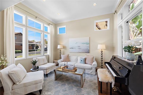 Interior, Living room, Piano, Recessed Lighting