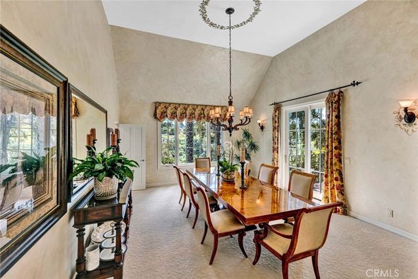 Chandelier, Dining room, Interior