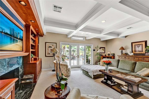 Bedroom, Fireplace, Interior, Living room, Recessed Lighting