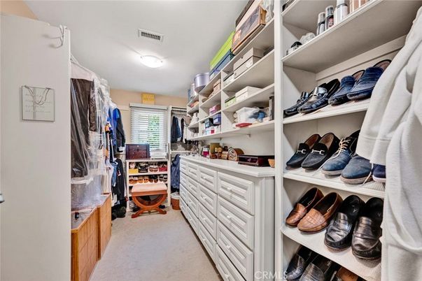 Interior, Walk-in Closets
