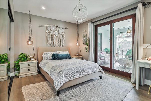 Bedroom, Interior, Pendant Lights, Recessed Lighting, Wood Texture Flooring