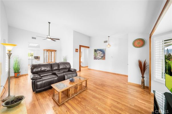 Interior, Living room, Pendant Lights, Wood Texture Flooring