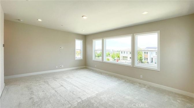 Empty room, Interior, Recessed Lighting