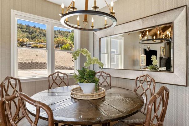 Chandelier, Dining room, Interior, Pendant Lights