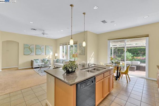 Dining room, Interior, Kitchen, Living room, Pendant Lights, Recessed Lighting