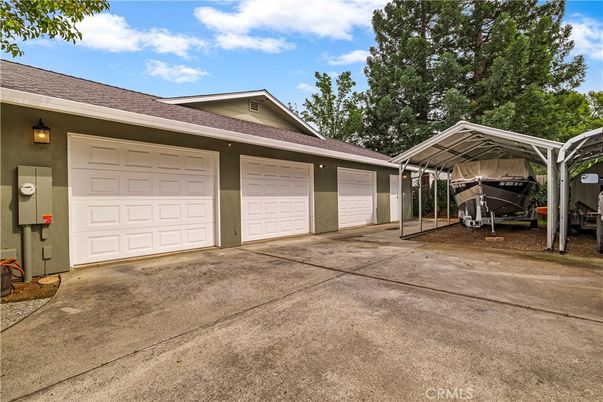 Detached Garage, Exterior