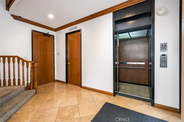 Elevator, Interior, Recessed Lighting