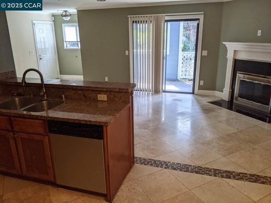 Fireplace, Interior, Kitchen