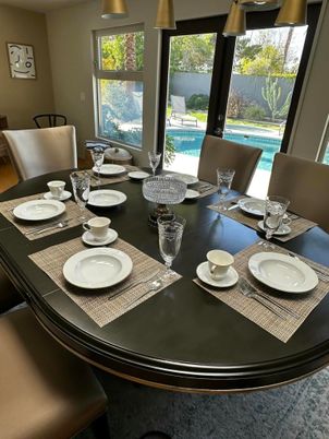Dining room, Interior