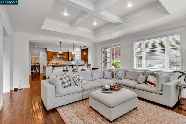 Interior, Kitchen, Living room, Pendant Lights, Recessed Lighting, Wood Texture Flooring