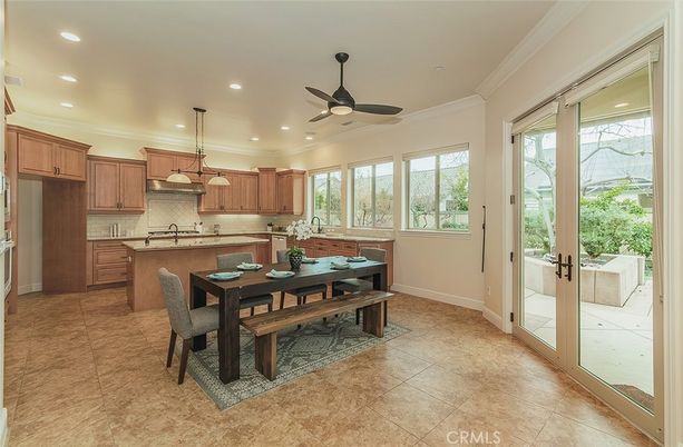 Dining room, Interior, Kitchen, Pendant Lights, Recessed Lighting