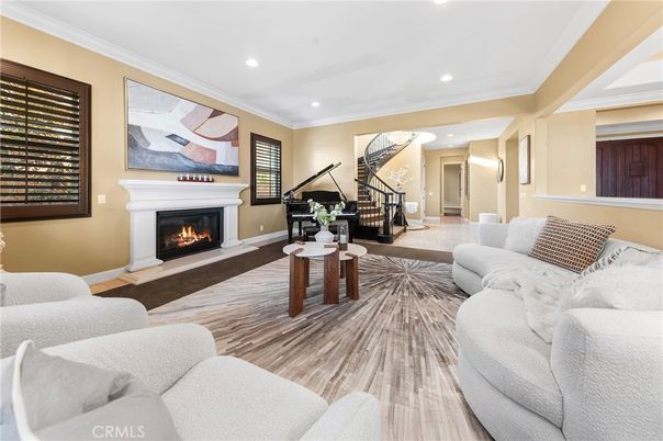 Fireplace, Interior, Living room, Piano, Recessed Lighting, Wood Texture Flooring