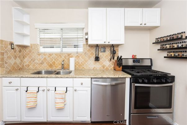 Interior, Kitchen, Stainless Steel Appliances