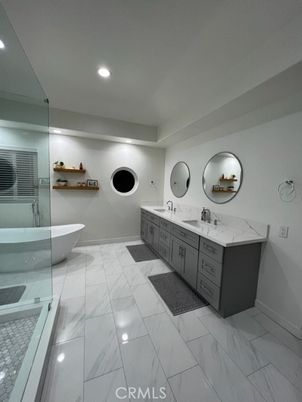 Bathroom, Dual Sink Vanities, Free Standing Baths, Interior, Marble, Recessed Lighting