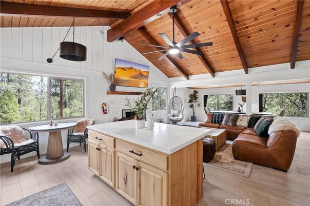 Dining room, Interior, Kitchen, Living room, Pendant Lights, Wooden Beams, Wooden Ceilings, Wood Texture Flooring